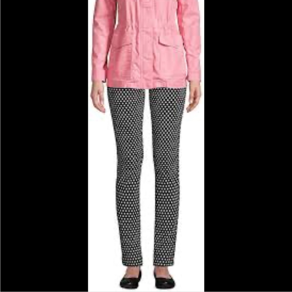 🚫🏷️ NWOT Starfish Slim Leg Pants in Polka Dot